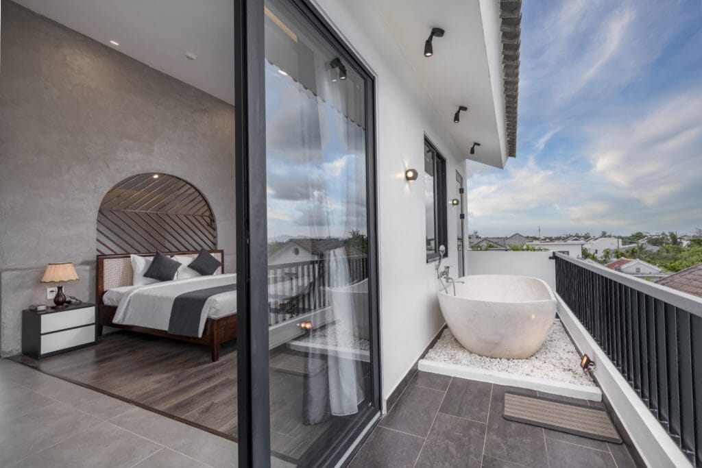 Hoi An studio apartment with kitchen