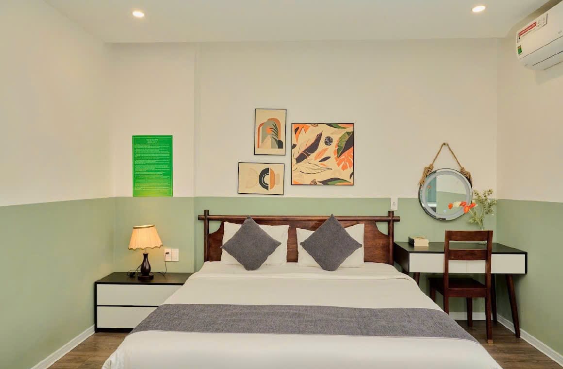 extended stay Vietnam balcony villa