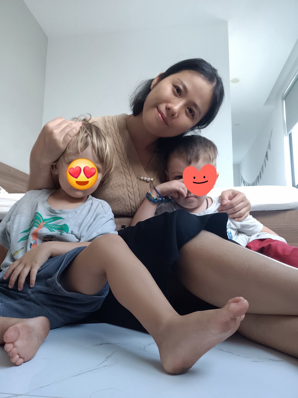 on-demand babysitter Da Nang playing with kids