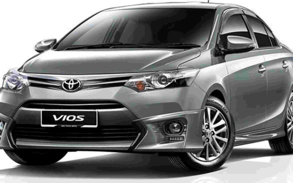 Da Nang to Hue by Private 4-seat Car